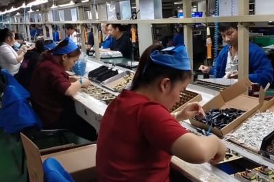電子廠打工多年，如何才能攢住錢？電子廠招聘信息助你實現(xiàn)目標！
